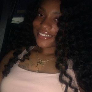 Meet your Posher, Randi